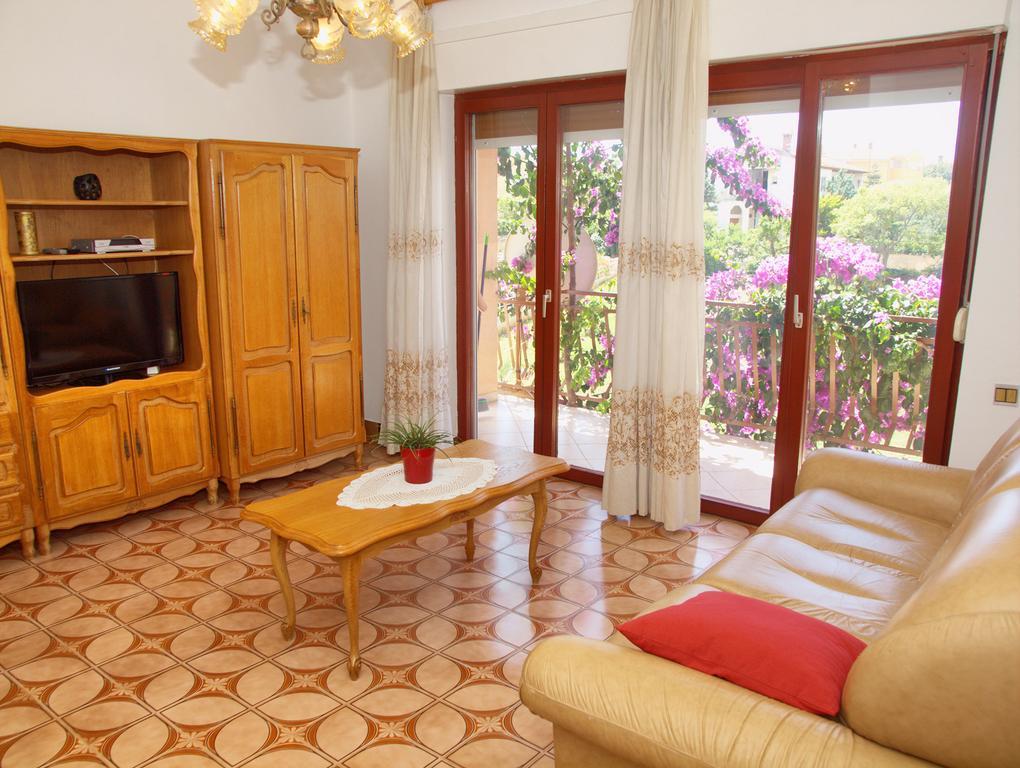 Apartment Taja Ližnjan Habitación foto