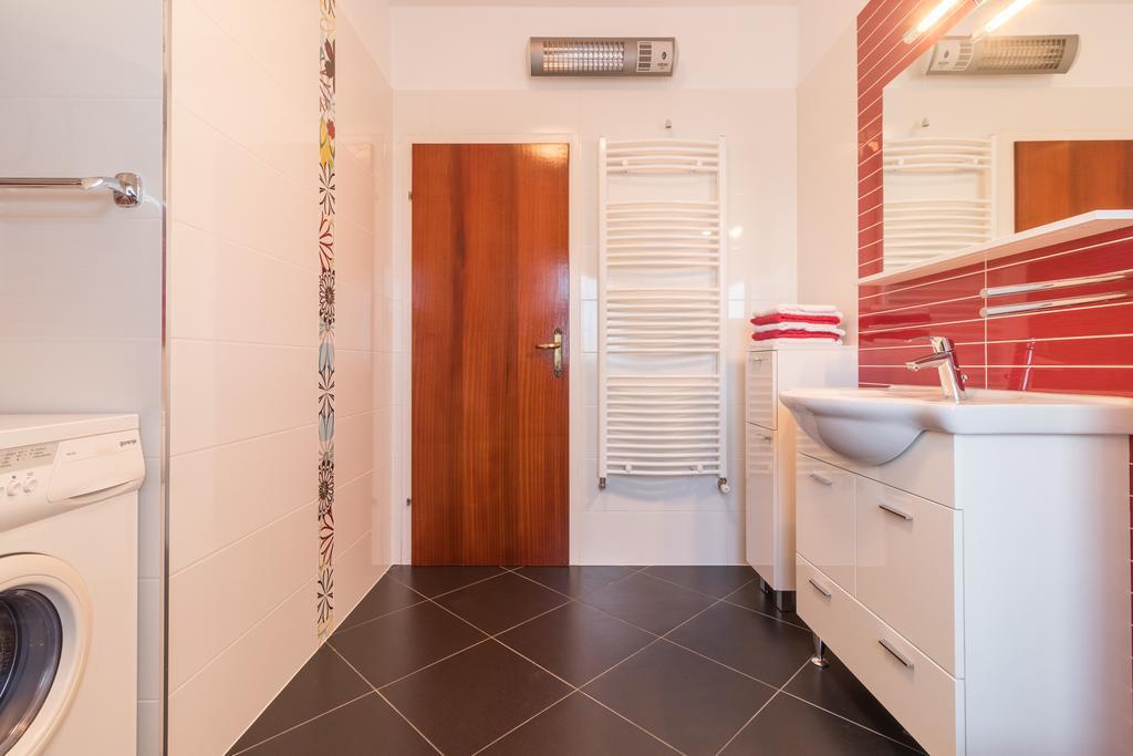 Apartment Taja Ližnjan Exterior foto